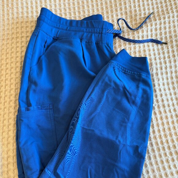 JAANUU Women's 13 Pocket Navy Blue Scrub Jogger - ROYAL BLUE - XL - Picture 1 of 5